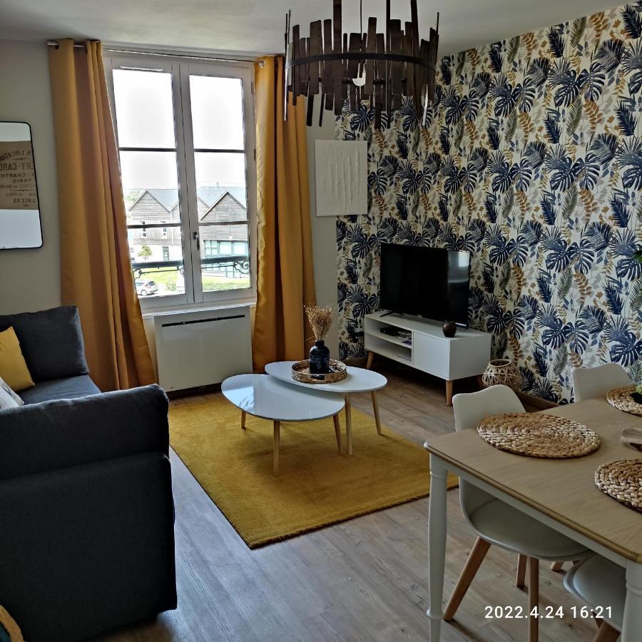 Apartamento Les Mouettes Du Port Honfleur Exterior foto